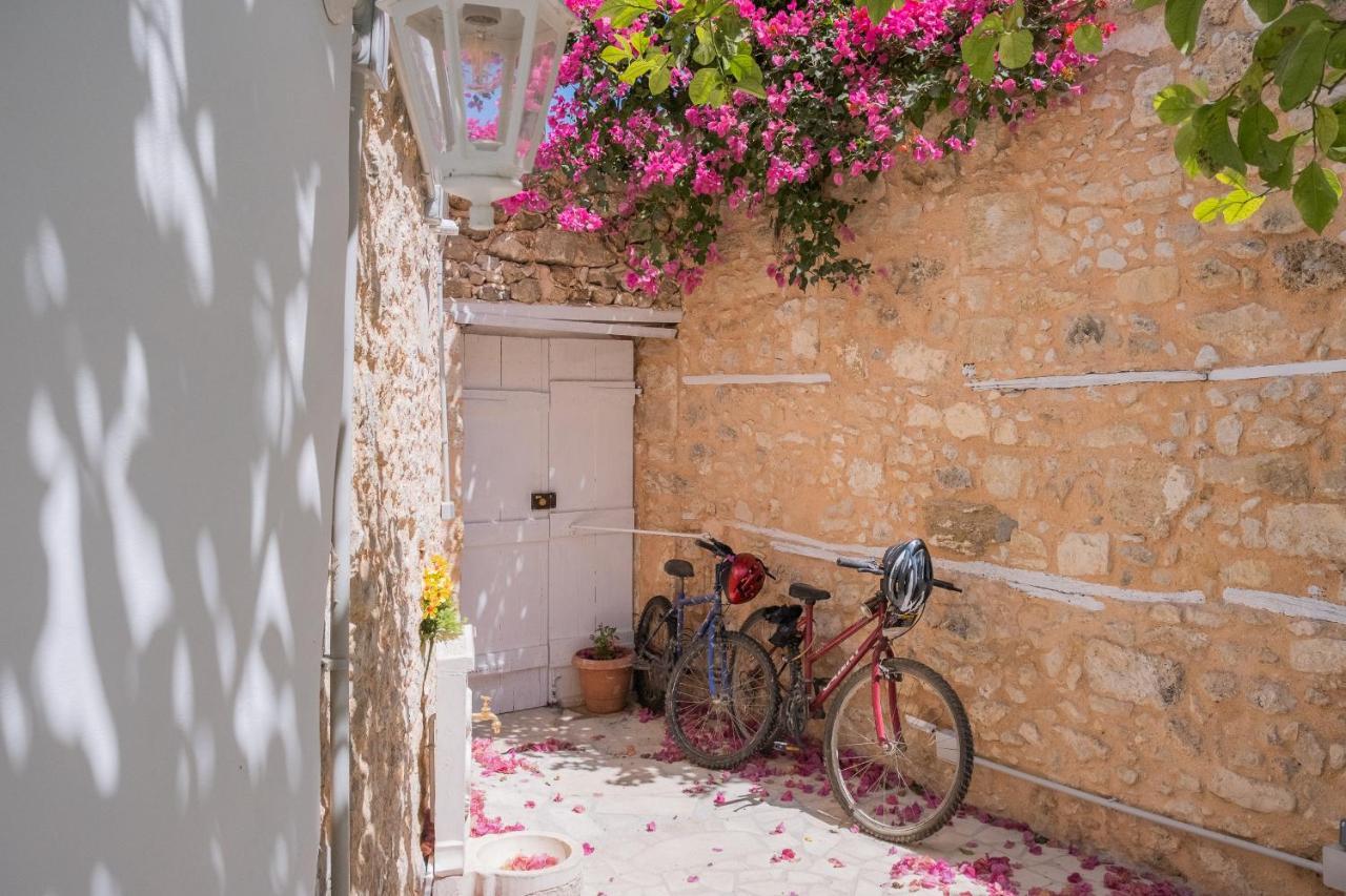 The Venetian Walls 'Central House With Private Courtyard - Charmy & Cheap' 이라클리온 외부 사진