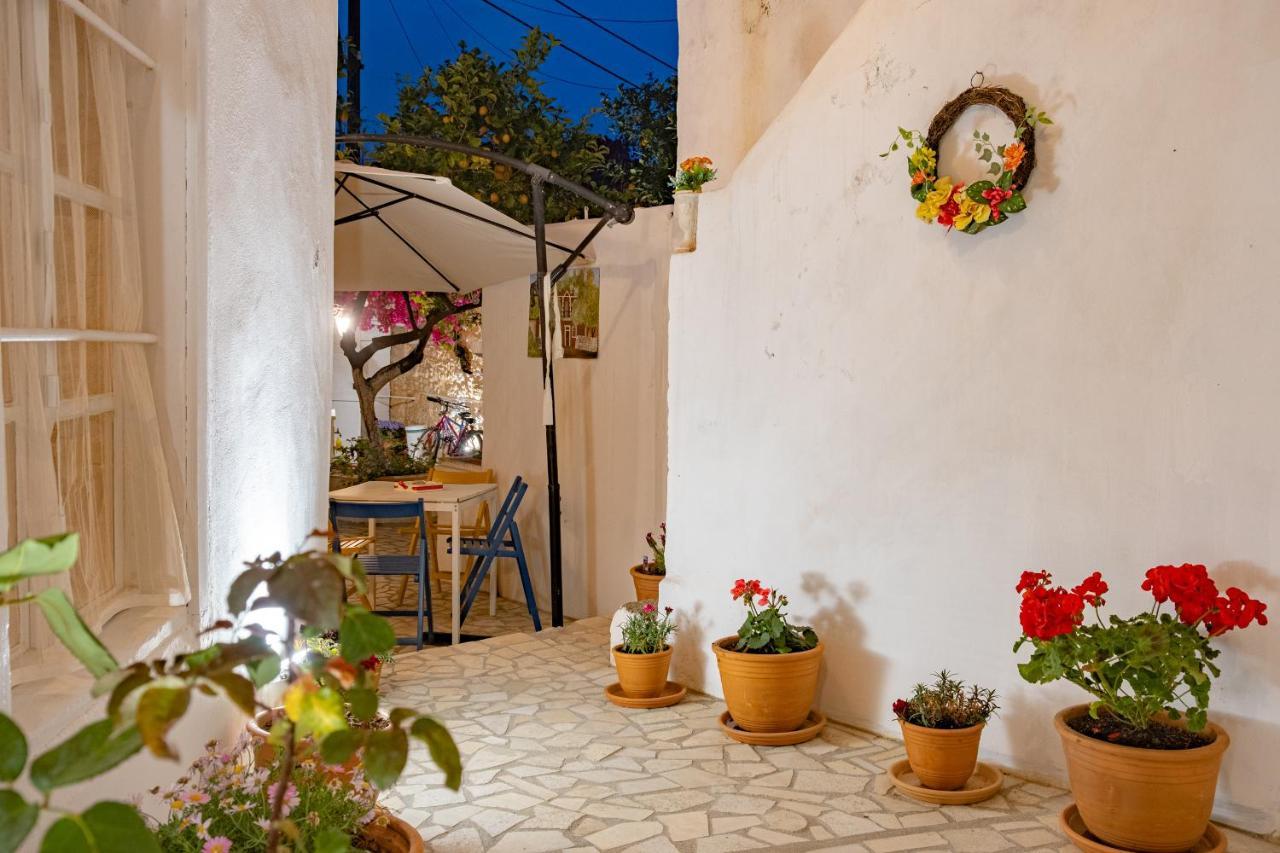 The Venetian Walls 'Central House With Private Courtyard - Charmy & Cheap' 이라클리온 외부 사진