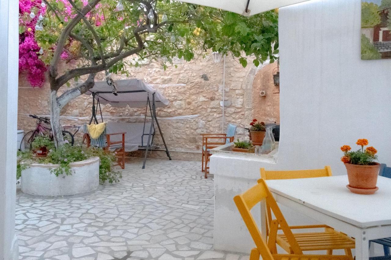 The Venetian Walls 'Central House With Private Courtyard - Charmy & Cheap' 이라클리온 외부 사진