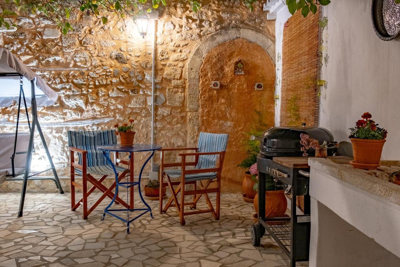 The Venetian Walls 'Central House With Private Courtyard - Charmy & Cheap' 이라클리온 외부 사진