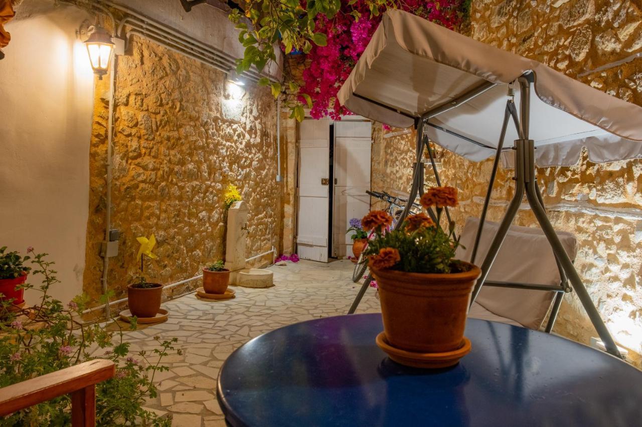The Venetian Walls 'Central House With Private Courtyard - Charmy & Cheap' 이라클리온 외부 사진